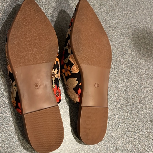 Black floral cloth mules with rubber sole size 10 - Picture 2 of 4